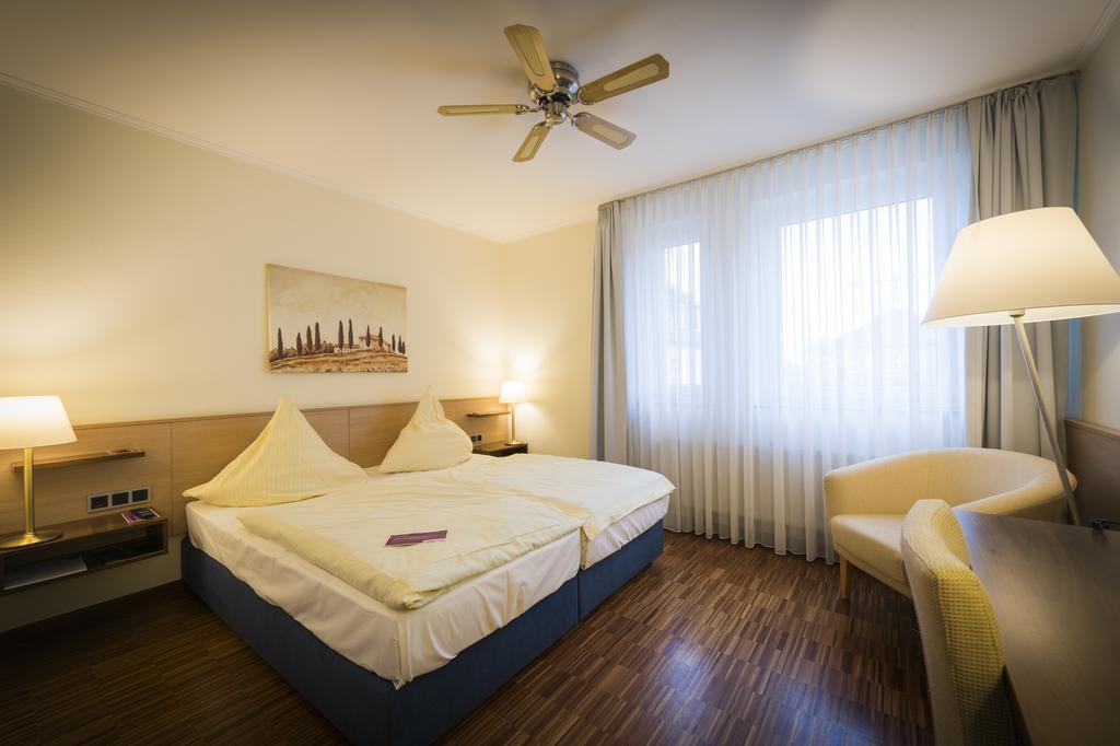 Hotel Luecke Rheine Zewnętrze zdjęcie